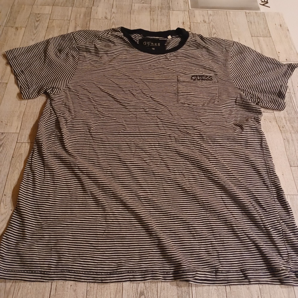 Guess T-Shirt Men's Medium Black White Striped Crew Neck Pullover Stretch Casual